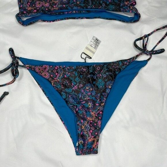L*Space Julietta Rocky Wrap Halter Top & Lily Juliette Reversible Bikini Bottom - Picture 6 of 13